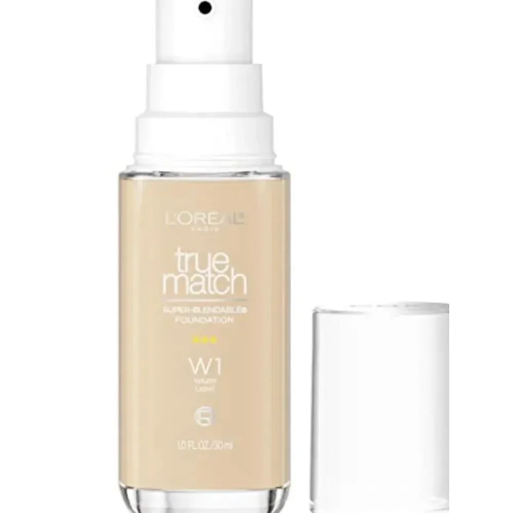 True Match W1 Warm Light Liquid Foundation - Cream Shade